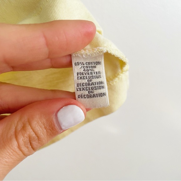 Abercrombie and fitch butter yellow spell out tee shirt 3d logo baby tee y2k XS - Picture 7 of 9